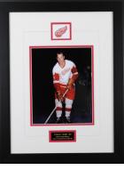 Gordie Howe  8x10